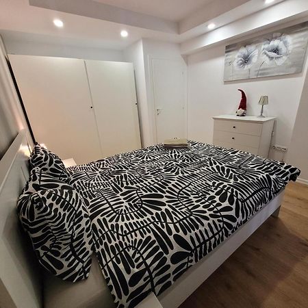 La Dolce Vita Apartment Stefanestii de Jos Exteriér fotografie