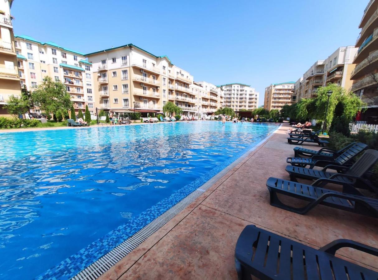 La Dolce Vita Apartment Stefanestii de Jos Exteriér fotografie