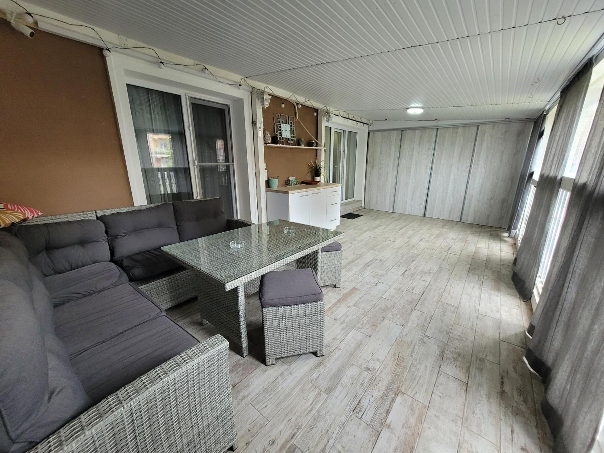 La Dolce Vita Apartment Stefanestii de Jos Exteriér fotografie